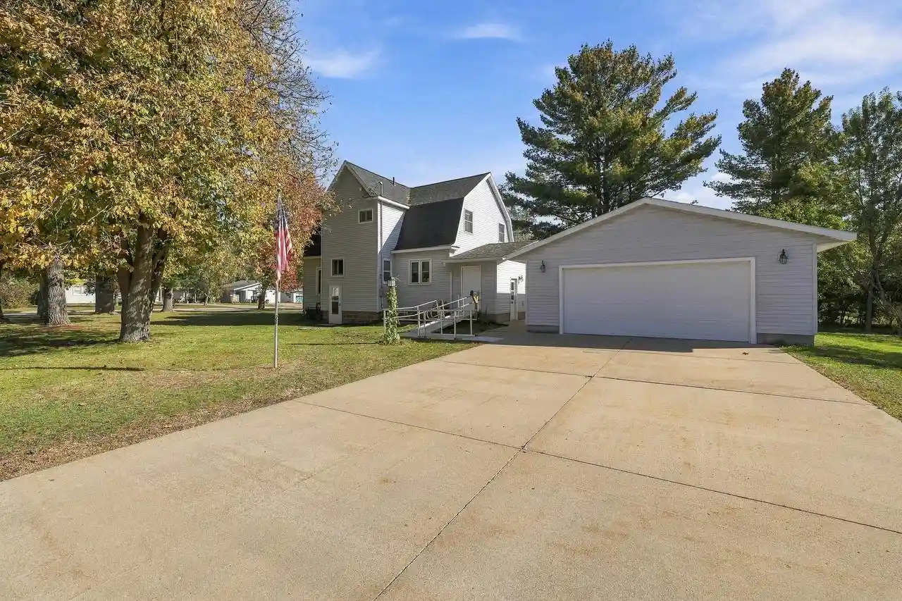 Single family home for sale at 910 Two Mile Ave, Wisconsin Rapids, WI 54494 | MLS# 22605083