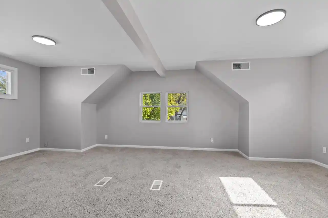 Photo 1 of Single family home for sale at 2925 S 7th Street, Milwaukee, WI 53215 | MLS# 1984372 | Listing updated on 2026-10-10