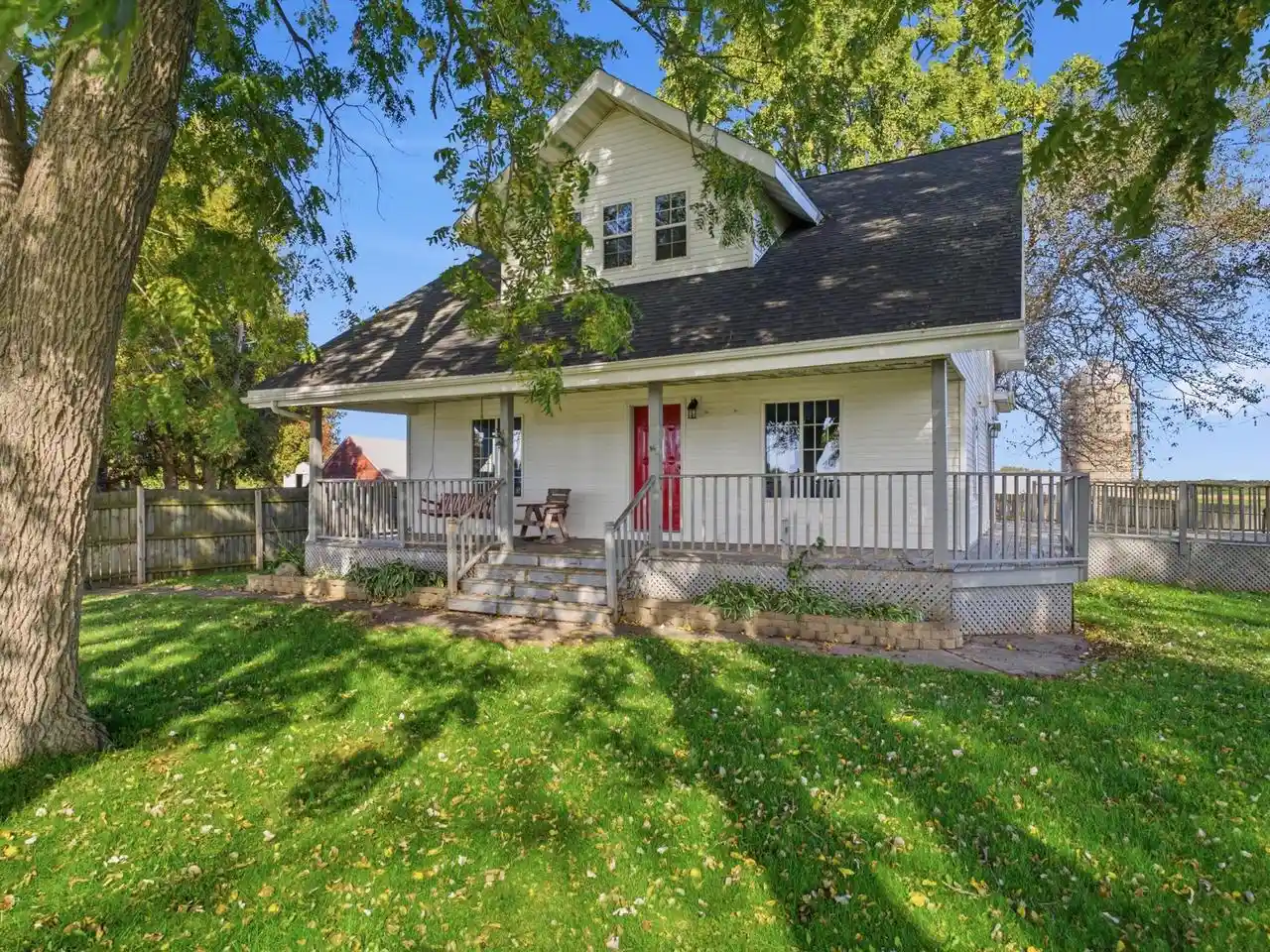 Photo 1 of Single family home for sale at 1312 E Sth 310, Manitowoc, WI 54220 | MLS# 1984382 | Listing updated on 2026-10-12