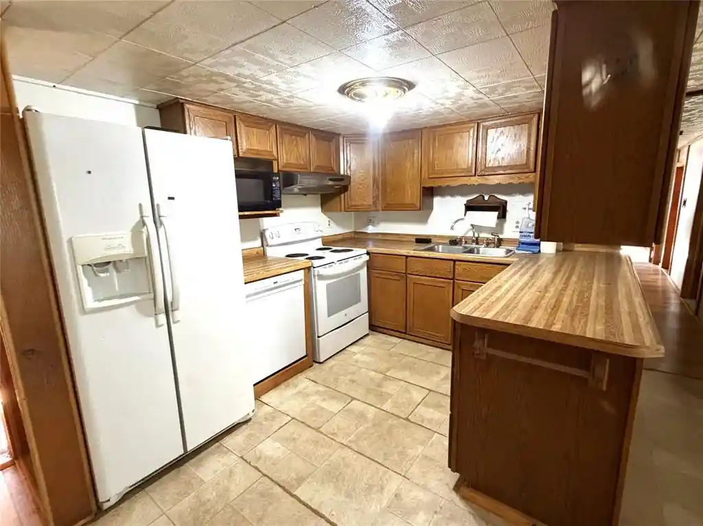 Photo 2 of Single family home for sale at N9301 E Snow Crk Rd, Merrillan, WI 54754 | MLS# 1605888 | Listing updated on 2026-10-11