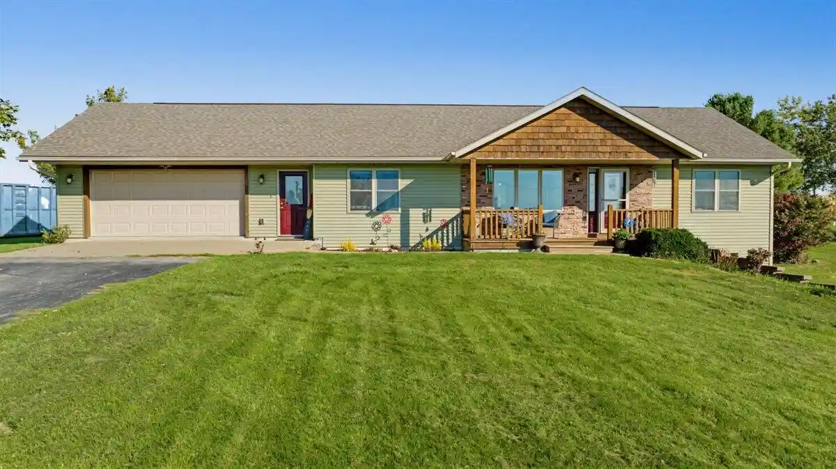 Photo 4 of Single family home for sale at 6744 E Street Hwy 56, Viroqua, WI 54665 | MLS# 1984393 | Listing updated on 2026-10-12