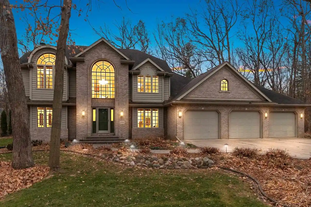 Photo 1 of Single family home for sale at 1789 Maidstone Cir, Green Bay, WI 54313 | MLS# 50334111 | Listing updated on 2026-10-30