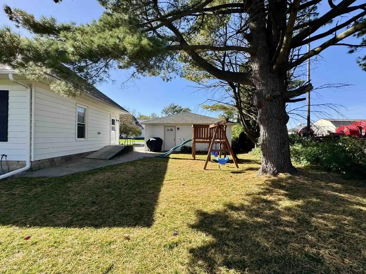 Photo 3 of Single family home for sale at 880 9th Street, Fennimore, WI 53809 | MLS# 2034469 | Listing updated on 2026-10-12