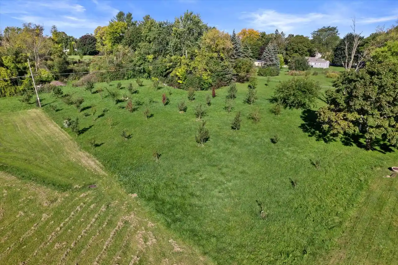 Photo 3 of Single family home for sale at 3109 Cozy Acres Rd, Racine, WI 53406 | MLS# 1984448 | Listing updated on 2026-10-12