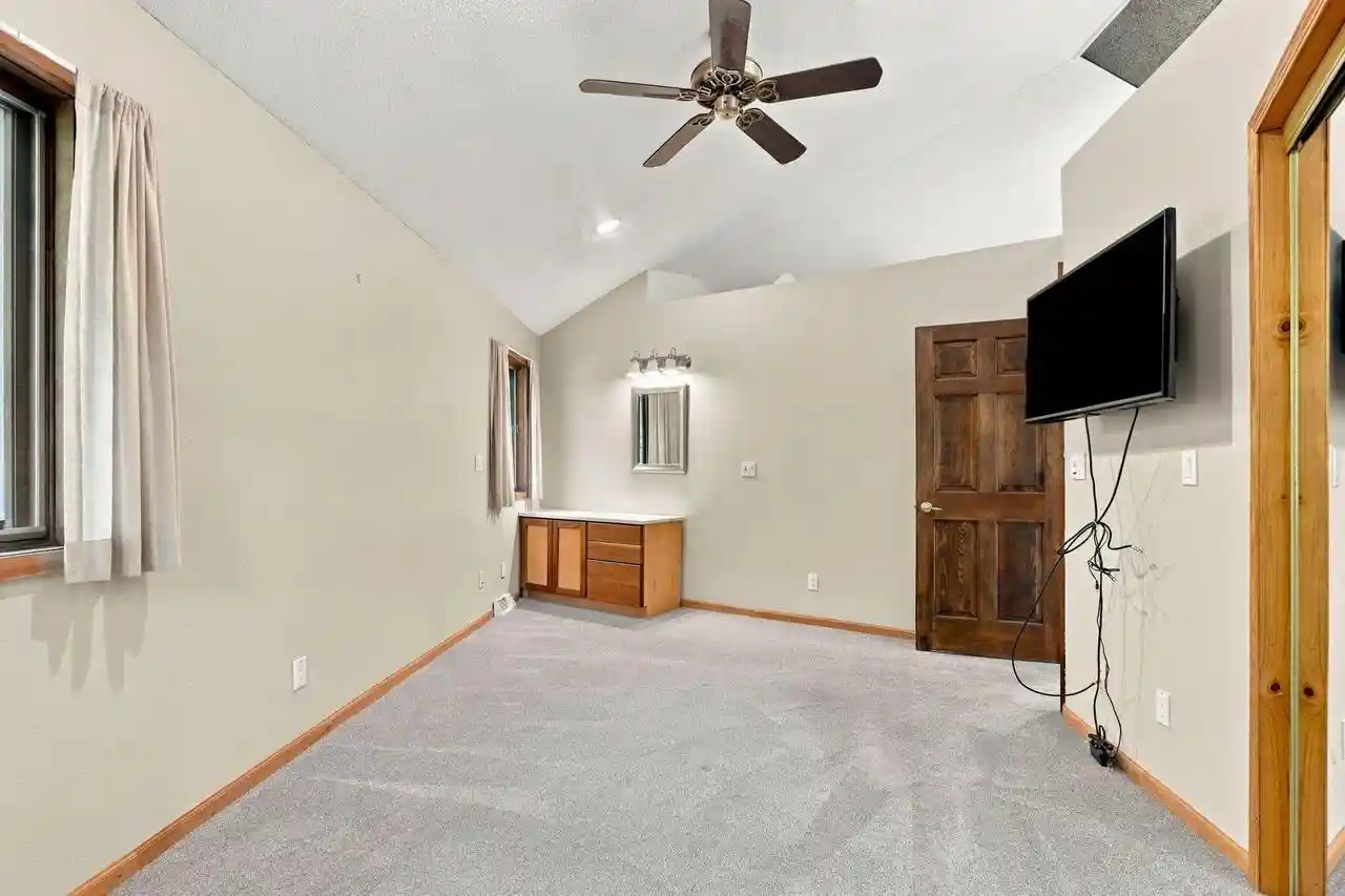 Photo 3 of Single family home for sale at 24026 W Oakwood Ln, Kansasville, WI 53139 | MLS# 1984447 | Listing updated on 2026-10-21