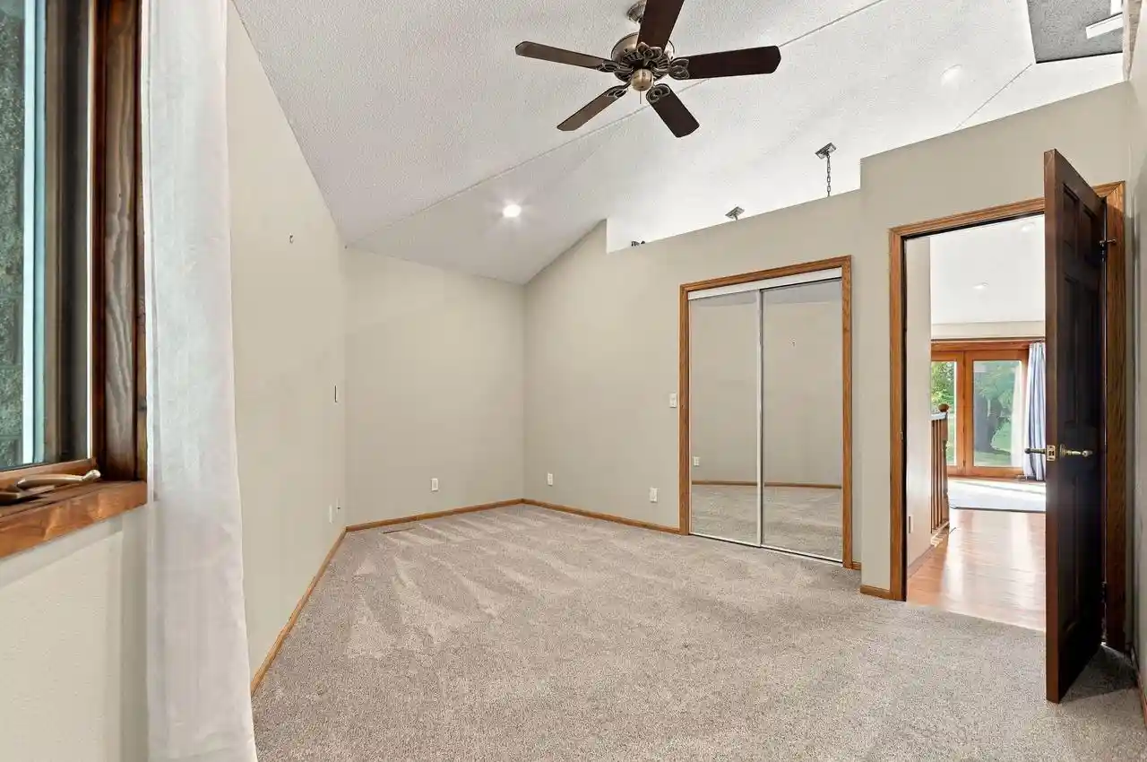 Photo 4 of Single family home for sale at 24026 W Oakwood Ln, Kansasville, WI 53139 | MLS# 1984447 | Listing updated on 2026-10-21