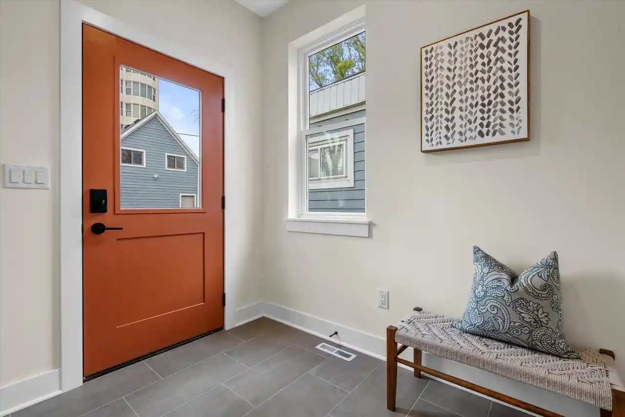 Photo 3 of Single family home for sale at 2524 S Superior St, Milwaukee, WI 53207 | MLS# 1984451 | Listing updated on 2026-10-29