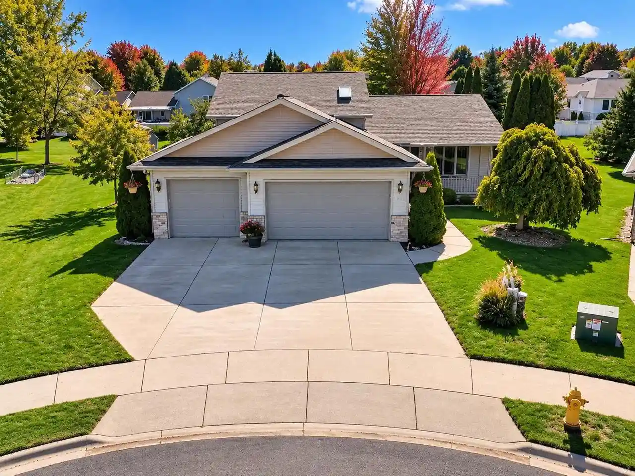 Photo 1 of Single family home for sale at 3110 Bailey Ct, Oshkosh, WI 54904 | MLS# 50334130 | Listing updated on 2026-10-16