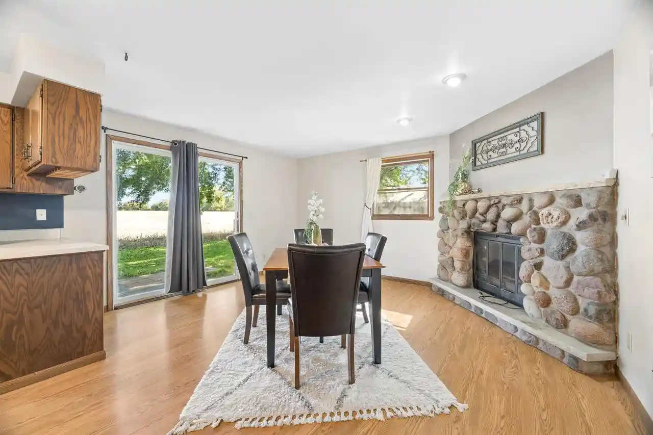 Photo 1 of Single family home for sale at 8430 County Rd M, Larsen, WI 54947 | MLS# 50334132 | Listing updated on 2026-10-17