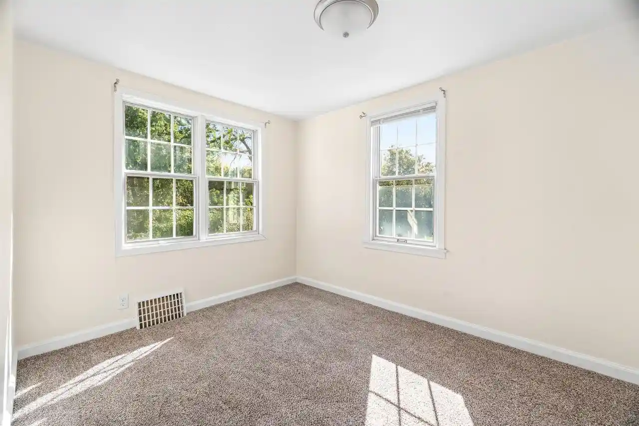 Photo 4 of Single family home for sale at 411 S Washington St, Combined Locks, WI 54113 | MLS# 50334142 | Listing updated on 2026-10-19