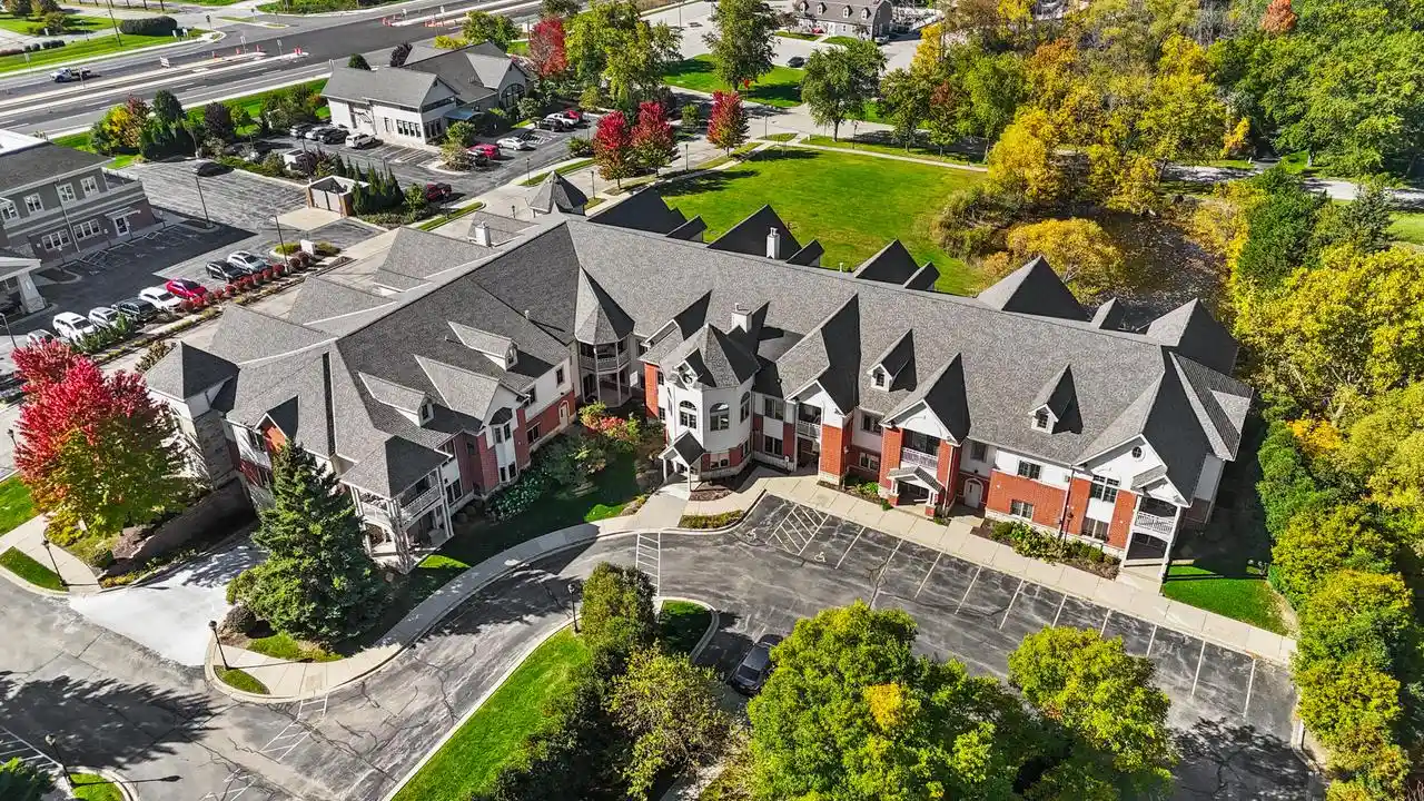 Listing Photo 1 - Condo for sale in 17490 Crest Hl Dr located at 17490 Crest Hl Dr, Brookfield, WI 53045 - Unit #10
