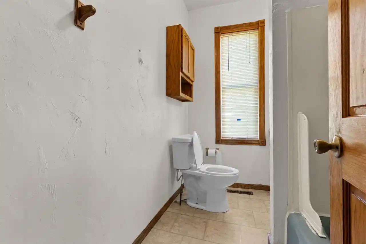 Photo 3 of Multi family home for sale at 832 S Maple Ave, Green Bay, WI 54304 | MLS# 50334147 | Listing updated on 2026-10-12