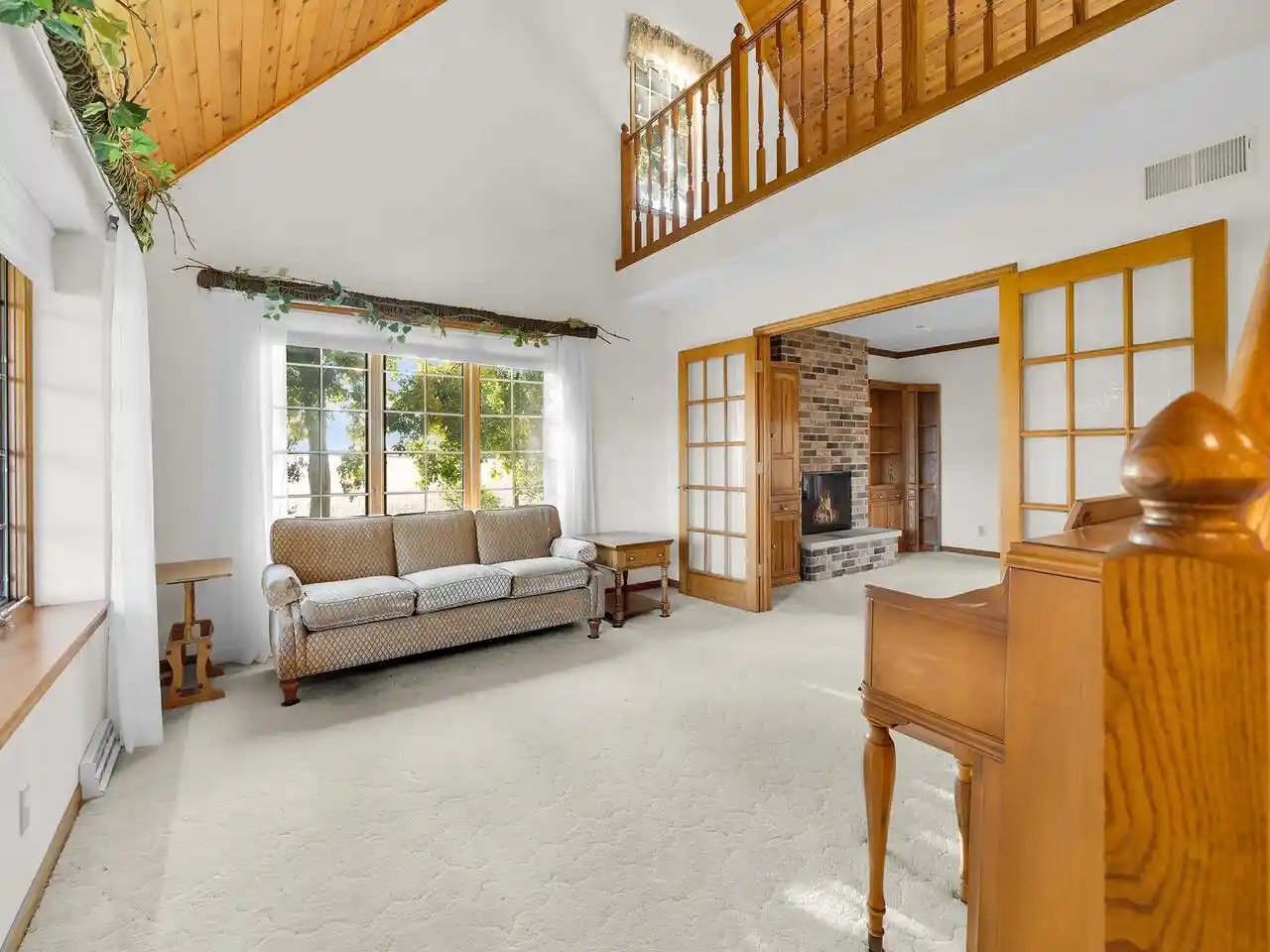 Photo 3 of Single family home for sale at 6196 Oak Brk Dr, Burlington, WI 53105 | MLS# 1984461 | Listing updated on 2026-10-13