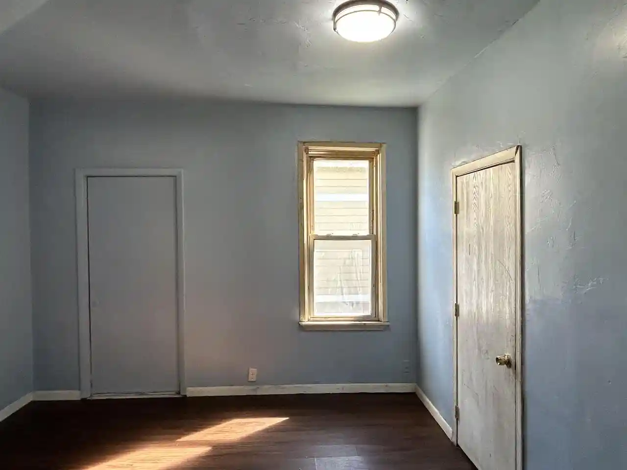 Photo 3 of Multi family home for sale at 1301 Crooks St, Green Bay, WI 54301 | MLS# 50334141 | Listing updated on 2026-10-12
