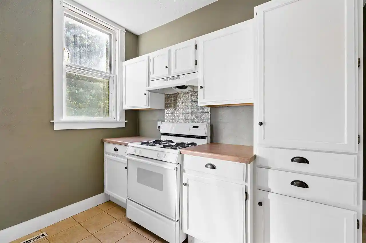 Photo 2 of Single family home for sale at 514 E Mckinley St, Appleton, WI 54915 | MLS# 50334156 | Listing updated on 2026-10-12