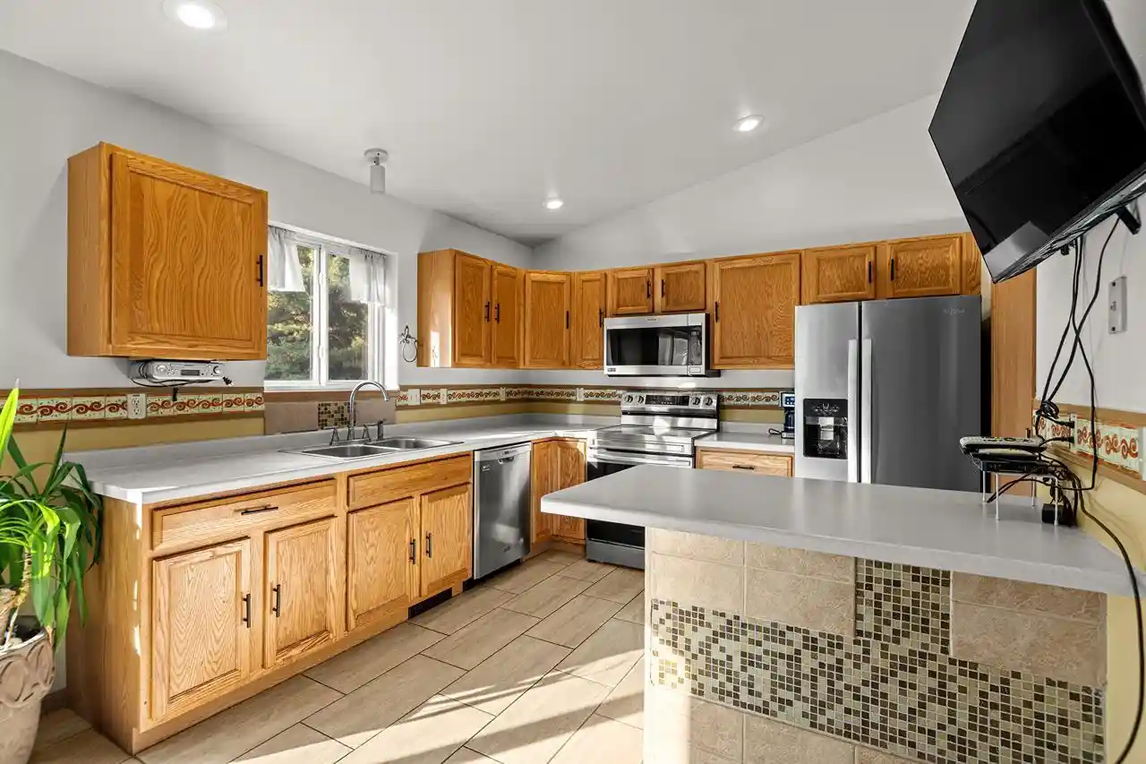 Photo 2 of Single family home for sale at 1305 Jackson St, Wausau, WI 54403 | MLS# 22605097 | Listing updated on 2026-10-21