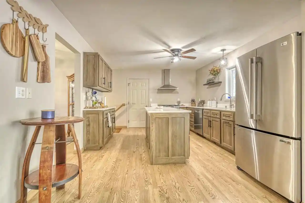 Photo 3 of Single family home for sale at 20464 Hidden Valley Rd, Richland Center, WI 53581 | MLS# 2034494 | Listing updated on 2026-10-12