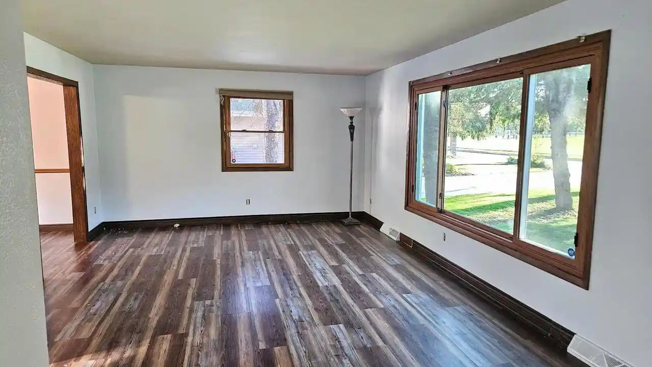 Photo 4 of Single family home for sale at 24 Weimar Ct, Appleton, WI 54915 | MLS# 50334151 | Listing updated on 2026-10-12