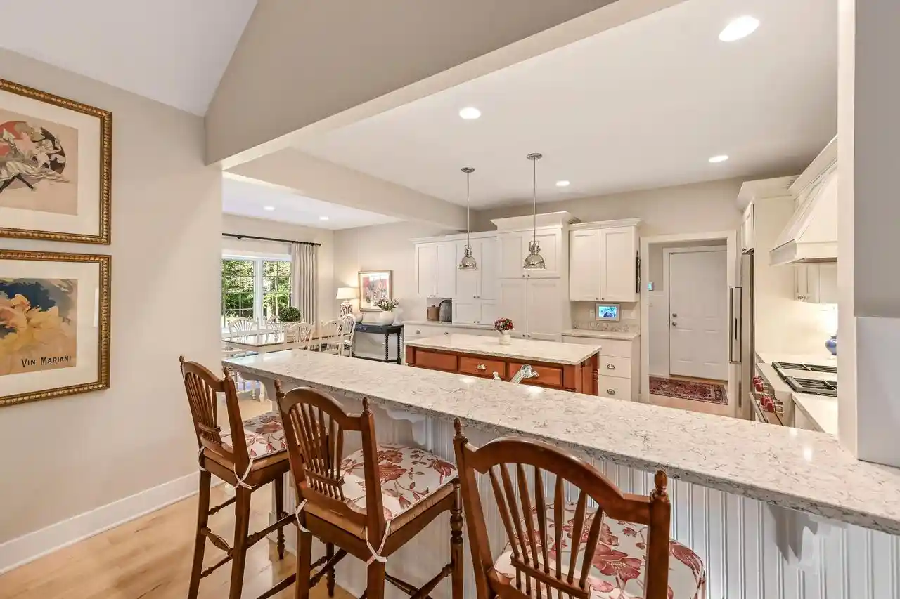 Photo 1 of Single family home for sale at 9226 W Hawthorne Rd, Mequon, WI 53097 | MLS# 1984483 | Listing updated on 2026-10-12