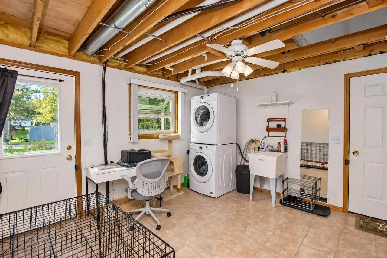 Photo 3 of Single family home for sale at 303 W North St, Dodgeville, WI 53533 | MLS# 2034501 | Listing updated on 2026-10-13