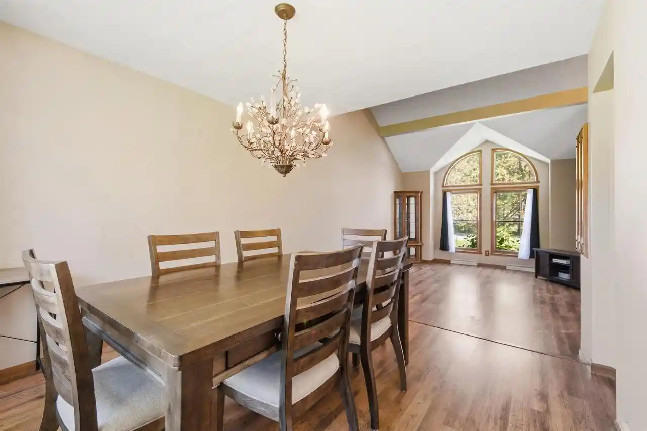 Photo 3 of Single family home for sale at 2006 Butternut Pkwy, Marshfield, WI 54449 | MLS# 22605102 | Listing updated on 2026-10-19