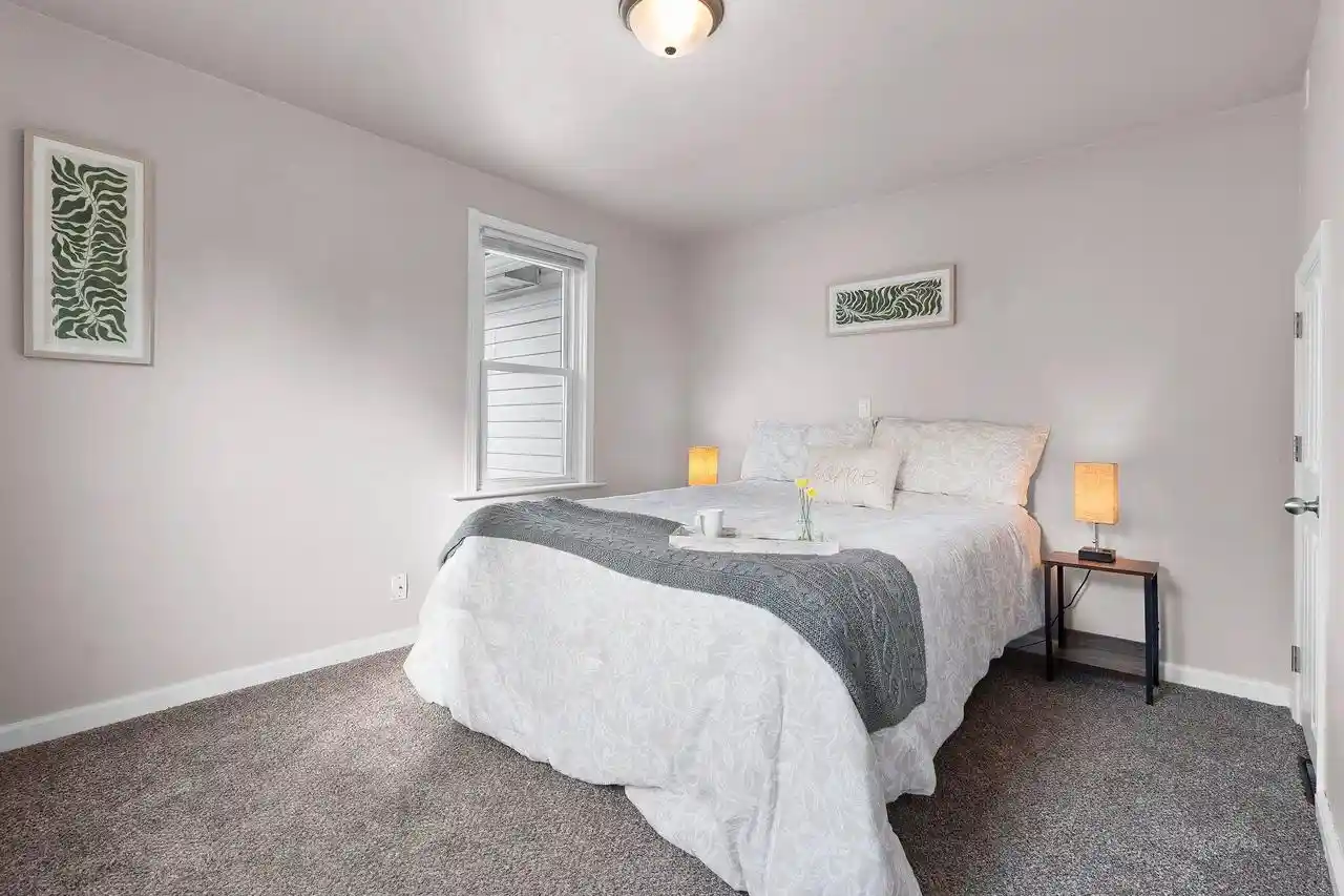 Photo 2 of Single family home for sale at 215 W Quincy St, New London, WI 54961 | MLS# 50334186 | Listing updated on 2026-10-17