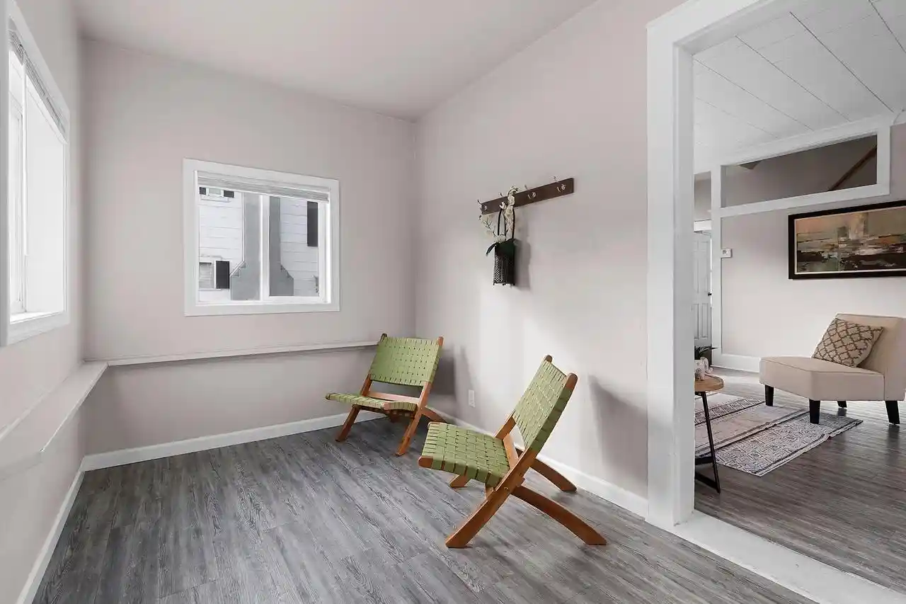Photo 3 of Single family home for sale at 215 W Quincy St, New London, WI 54961 | MLS# 50334186 | Listing updated on 2026-10-17