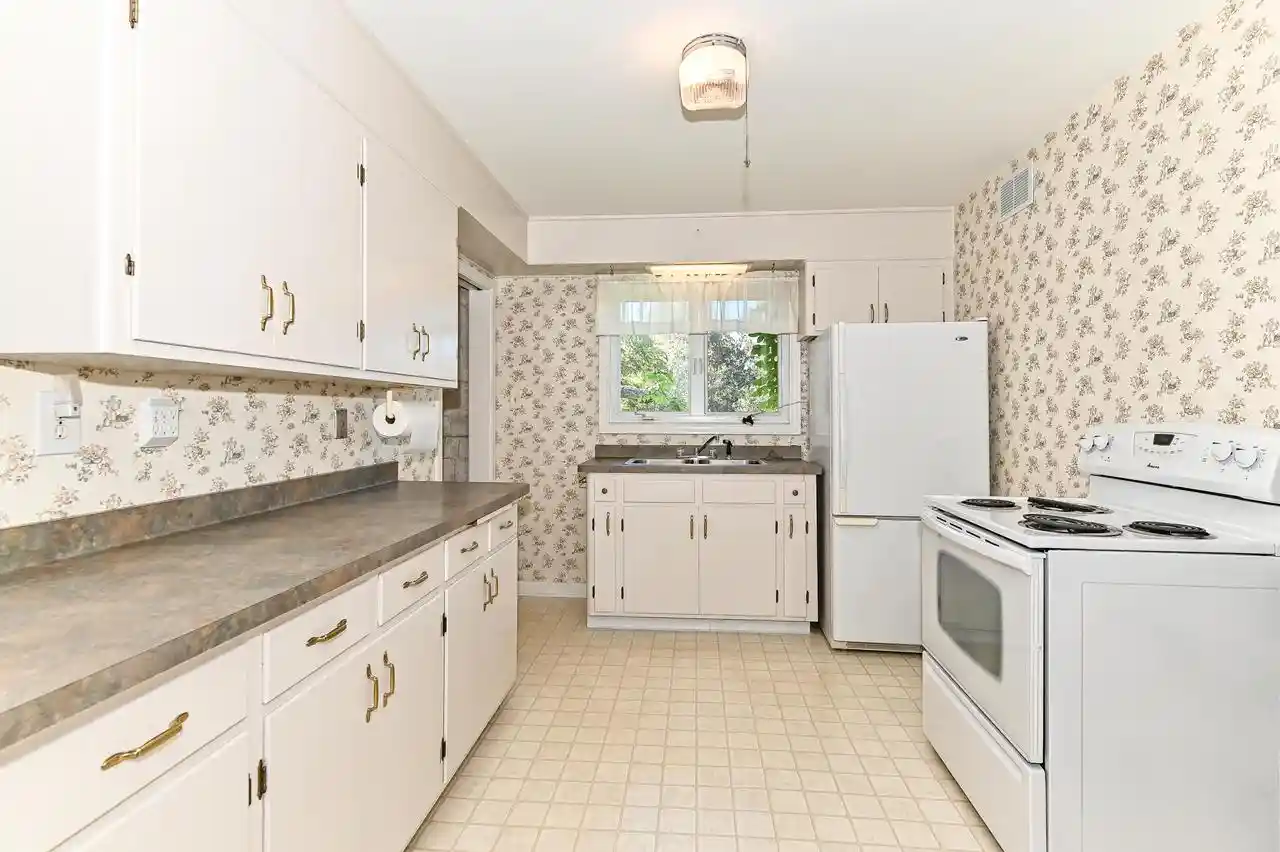 Photo 1 of Single family home for sale at 1636 Walburg Rd, Burlington, WI 53105 | MLS# 1984498 | Listing updated on 2026-10-18