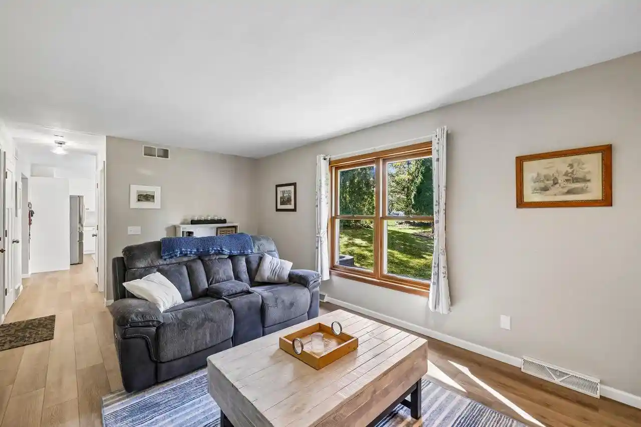 Photo 4 of Single family home for sale at 7814 E Oakbrook Cir, Madison, WI 53717 | MLS# 2034517 | Listing updated on 2026-10-20