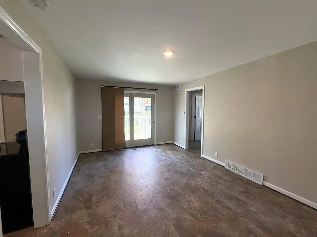 Photo 3 of Single family home for sale at 337 N Birdsey St, Columbus, WI 53925 | MLS# 2034520 | Listing updated on 2026-10-12