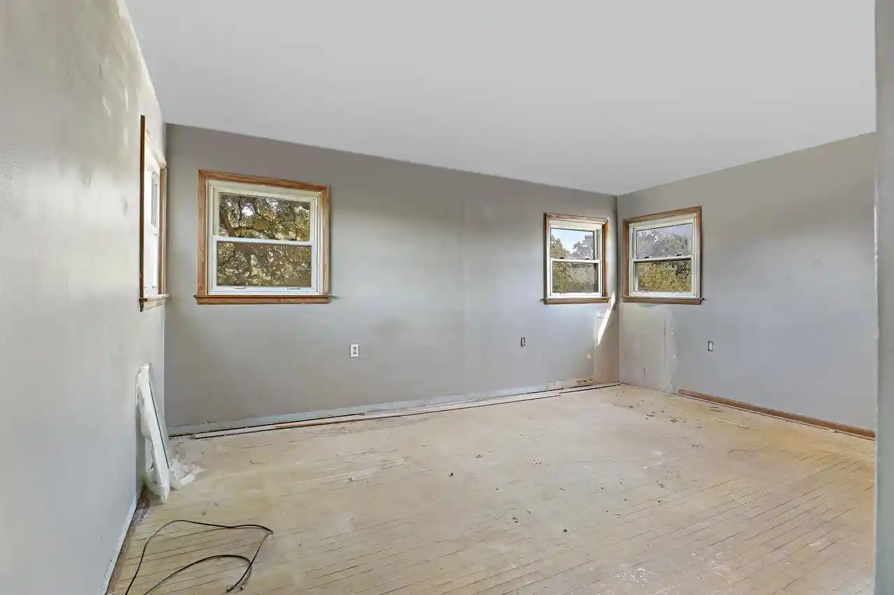 Photo 3 of Single family home for sale at 7114 Wheatland Rd, Burlington, WI 53105 | MLS# 2034522 | Listing updated on 2026-10-12