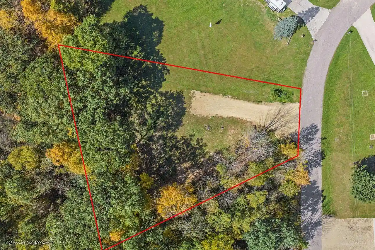 Photo 3 of Land for sale at S805 Goldfinch Ct, La Valle, WI 53941 | MLS# 2034523 | Listing updated on 2026-10-12
