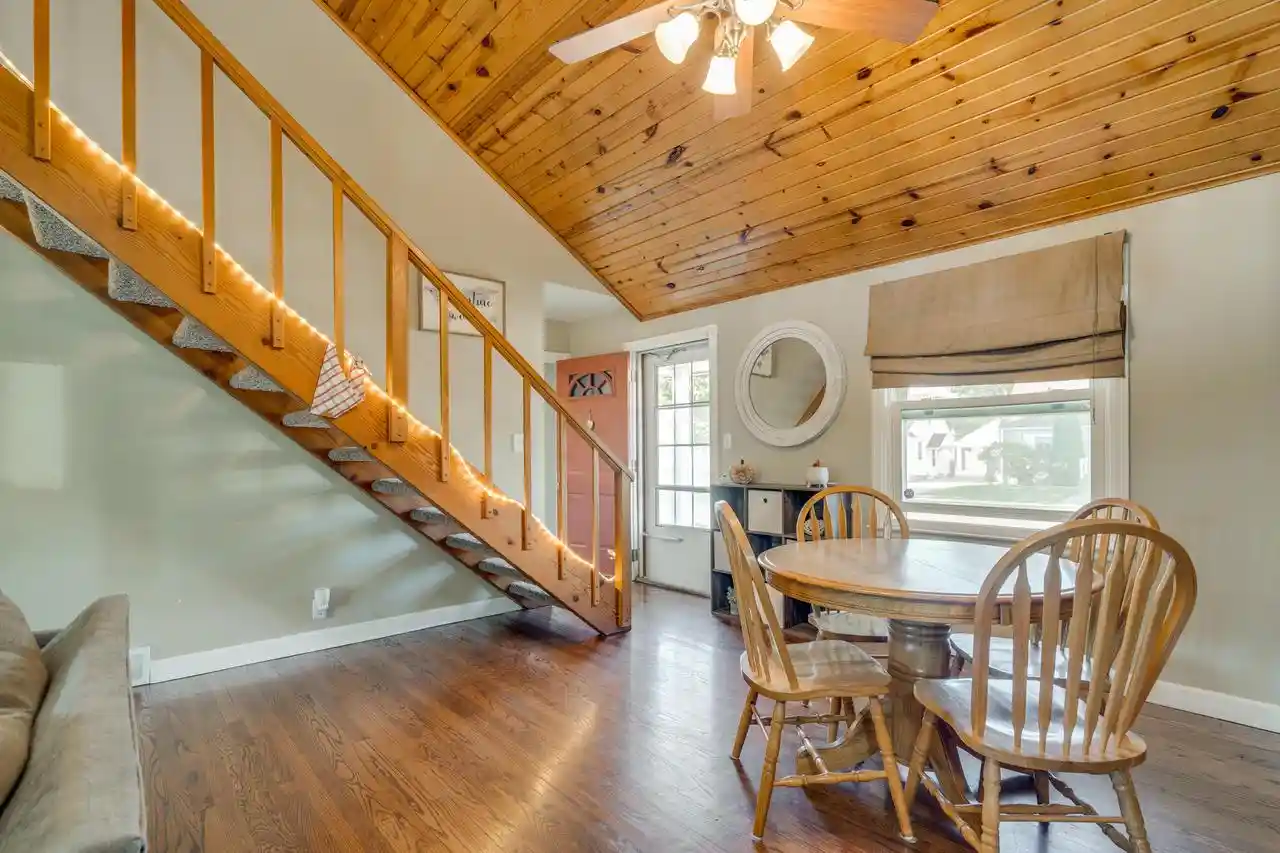 Photo 3 of Single family home for sale at 2003 30th Street, Kenosha, WI 53140 | MLS# 1984515 | Listing updated on 2026-10-15