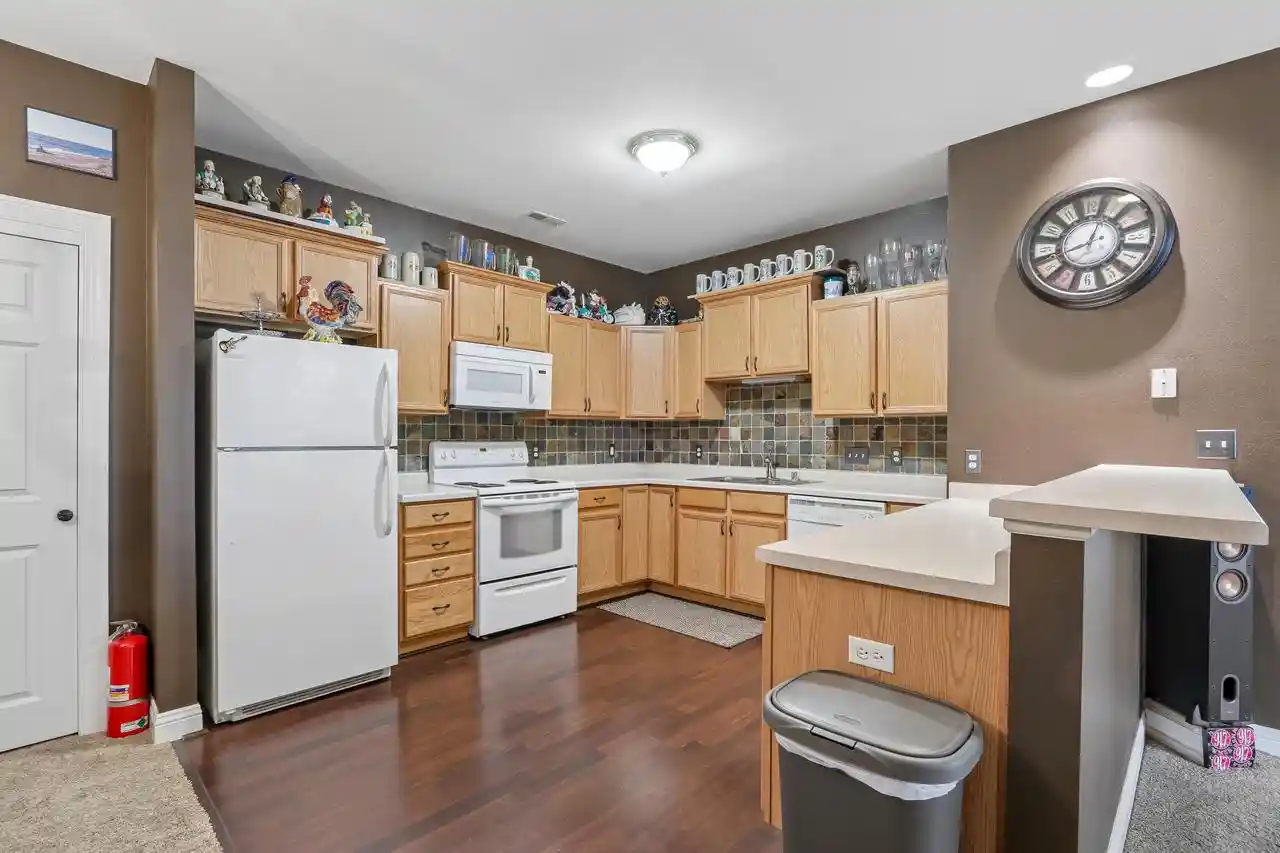 Photo 3 of Condo for sale at 8673 S Roxbury Way, Oak Creek, WI 53154 | MLS# 1984516 | Listing updated on 2026-10-16
