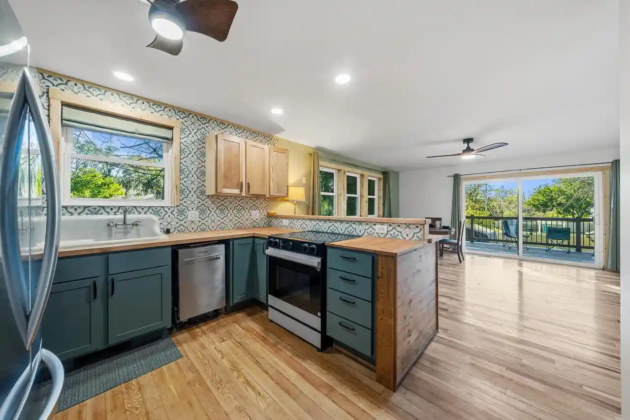 Photo 1 of Single family home for sale at 107 Bayview Rd, Williams Bay, WI 53191 | MLS# 1984530 | Listing updated on 2026-10-22
