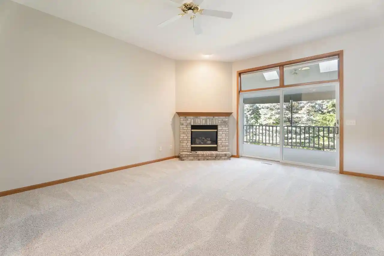 Photo 3 of Condo for sale at 951 Spruce St, Hartford, WI 53027 | MLS# 1984533 | Listing updated on 2026-10-13
