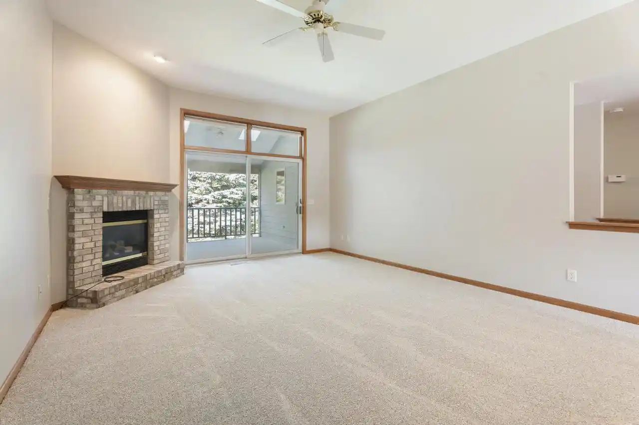 Photo 4 of Condo for sale at 951 Spruce St, Hartford, WI 53027 | MLS# 1984533 | Listing updated on 2026-10-13