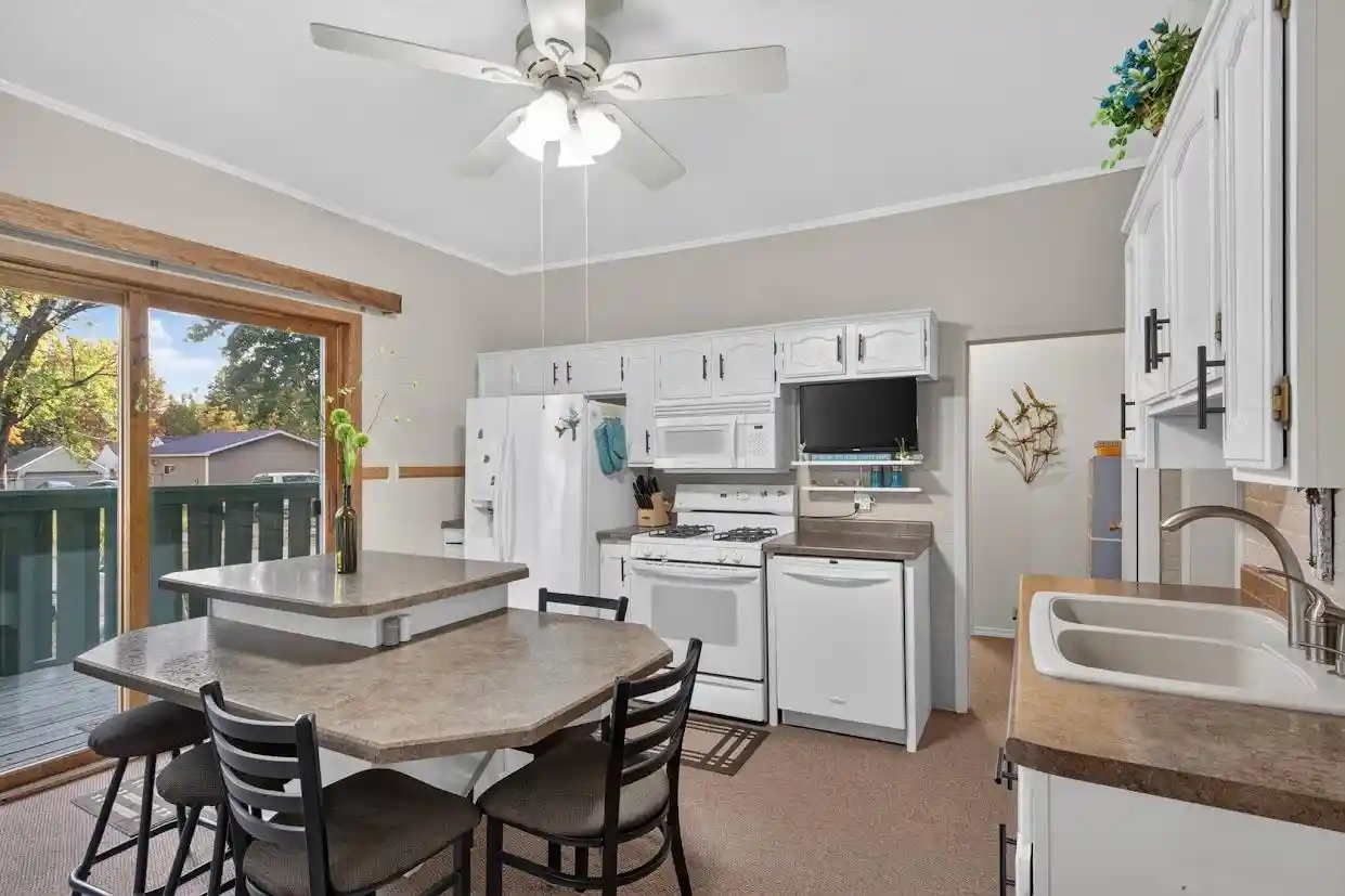 Photo 4 of Single family home for sale at 441 N 10th Avenue, Wisconsin Rapids, WI 54495 | MLS# 22605107 | Listing updated on 2026-10-13
