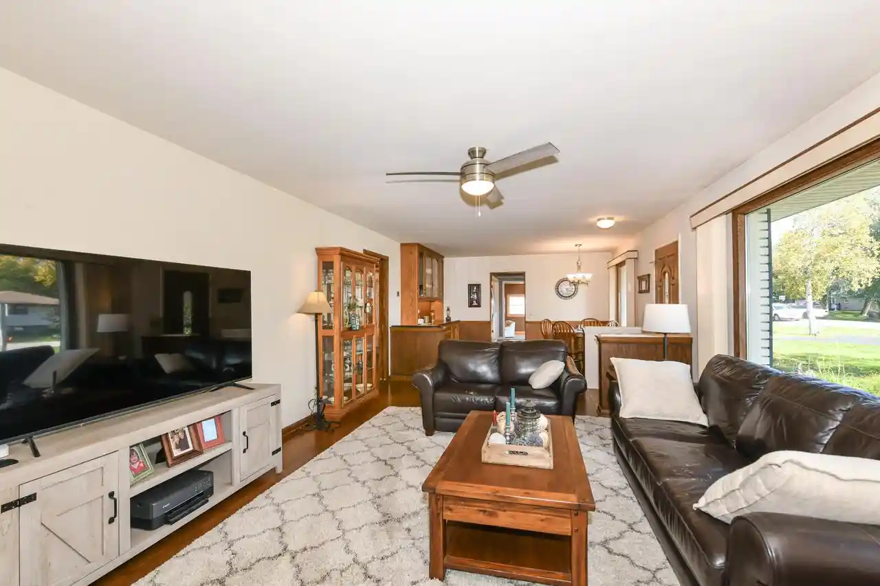 Photo 1 of Single family home for sale at 4514 Tennessee Rd, Caledonia, WI 53405 | MLS# 1984543 | Listing updated on 2026-10-15