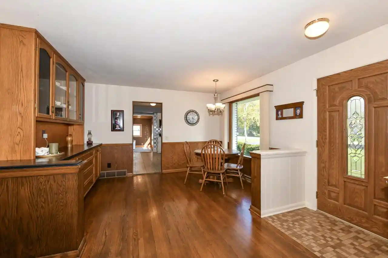 Photo 2 of Single family home for sale at 4514 Tennessee Rd, Caledonia, WI 53405 | MLS# 1984543 | Listing updated on 2026-10-15