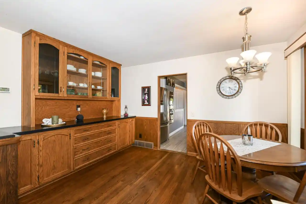 Photo 3 of Single family home for sale at 4514 Tennessee Rd, Caledonia, WI 53405 | MLS# 1984543 | Listing updated on 2026-10-15