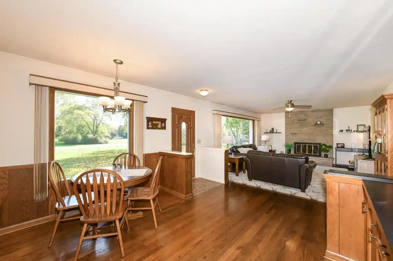 Photo 4 of Single family home for sale at 4514 Tennessee Rd, Caledonia, WI 53405 | MLS# 1984543 | Listing updated on 2026-10-15