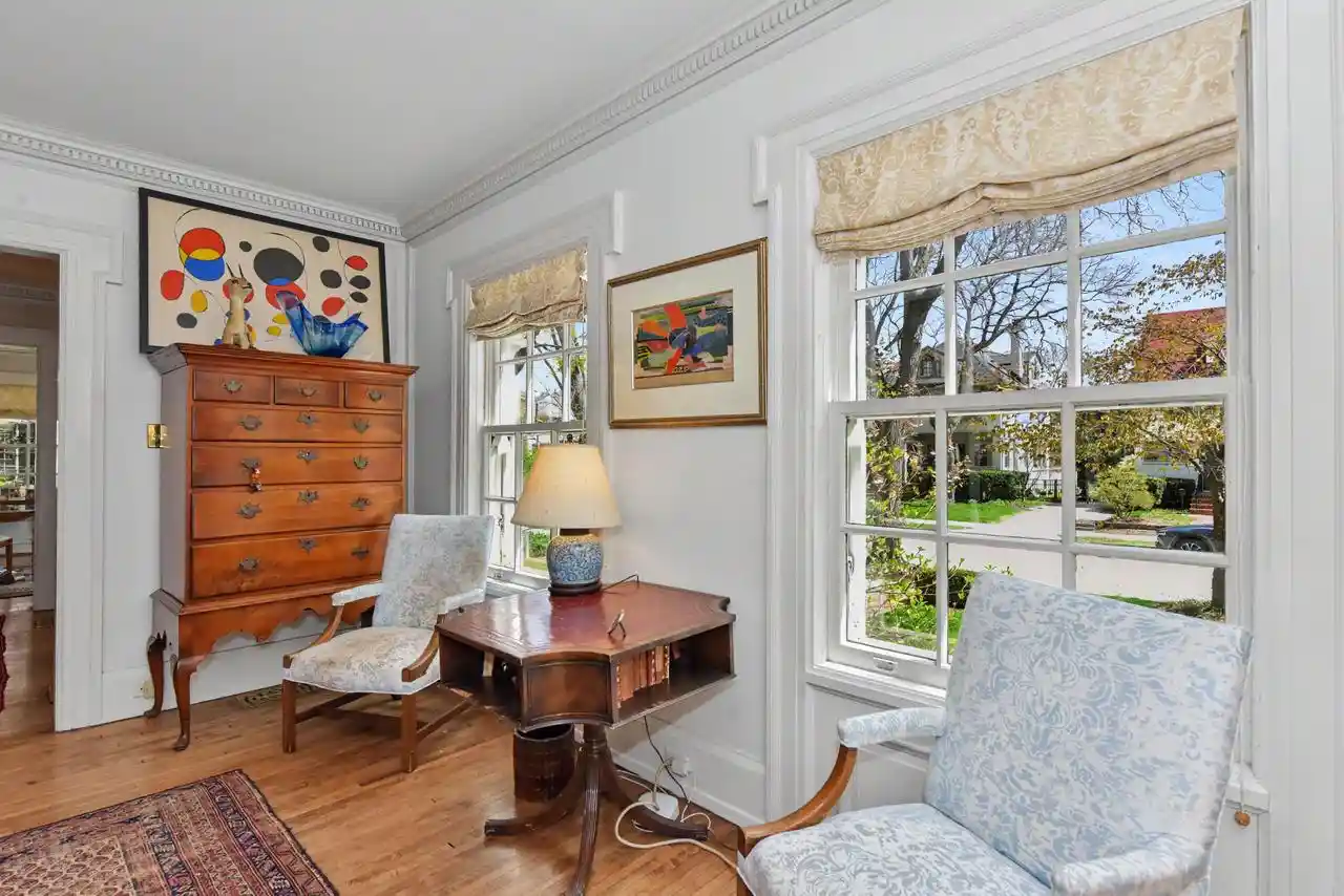 Photo 1 of Single family home for sale at 3029 N Summit Ave, Milwaukee, WI 53211 | MLS# 1984547 | Listing updated on 2026-10-17