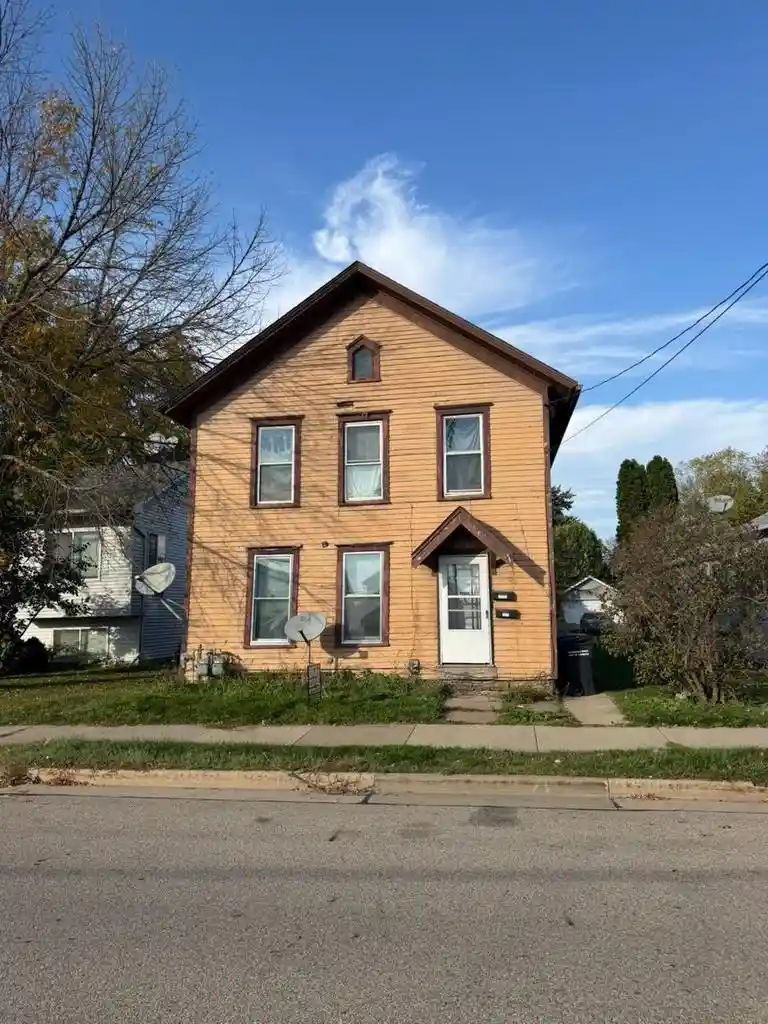 Photo 1 of Multi family home for sale at 538 Ceape Ave, Oshkosh, WI 54901 | MLS# 50334201 | Listing updated on 2026-10-13