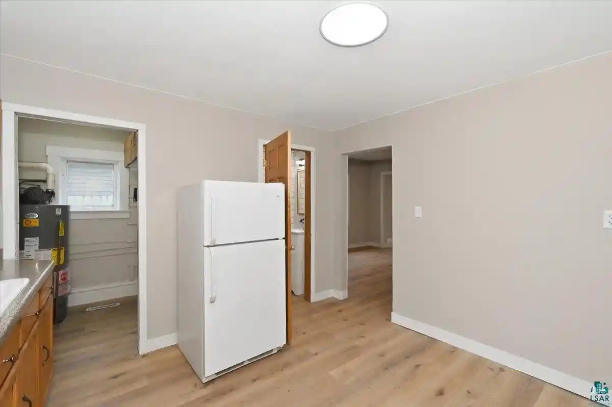 Photo 3 of Single family home for sale at 1527 E 6th Street, Superior, WI 54880 | MLS# 6128452 | Listing updated on 2026-10-14