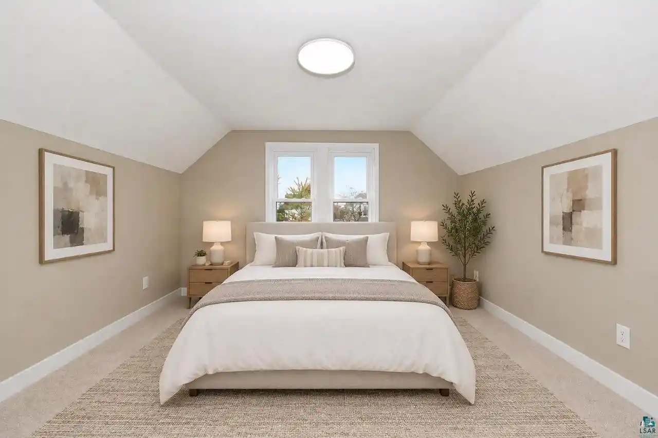 Photo 4 of Single family home for sale at 1527 E 6th Street, Superior, WI 54880 | MLS# 6128452 | Listing updated on 2026-10-14