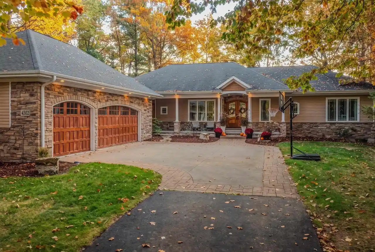 Single family home for sale at 4302 River Bnd Rd, Schofield, WI 54476 | MLS# 22605111 | Listing updated on 2026-10-19