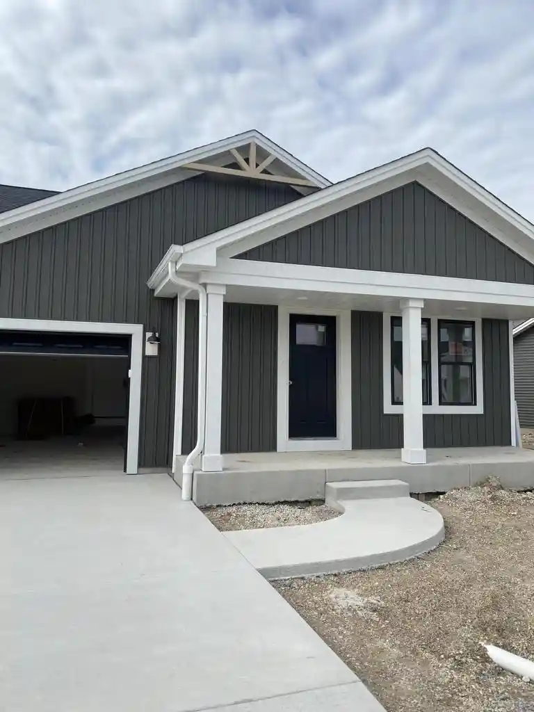 Photo 3 of Single family home for sale at N162w21867 Poppy Rd, Jackson, WI 53037 | MLS# 1984557 | Listing updated on 2026-10-13