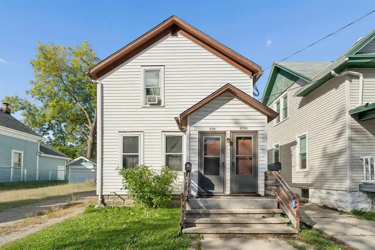 Photo 1 of Multi family home for sale at 839 Franklin St, Oshkosh, WI 54901 | MLS# 50334205 | Listing updated on 2026-10-14