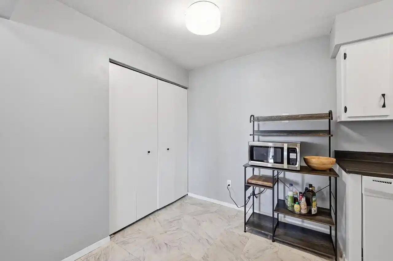 Photo 4 of Condo for sale at 6400 W Howard Ave #201, Milwaukee, WI 53220 | MLS# 1984555 | Listing updated on 2026-10-23
